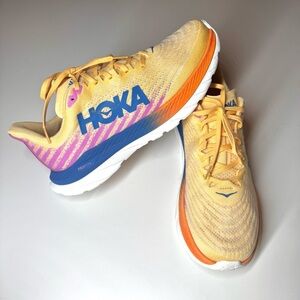 Hoka Men’s Mach 5 Athletic Workout / Running Sneakers Size- 11 B